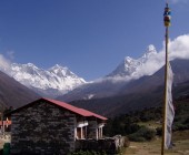 Evrest and Amadablam from Tyangbuche .jpg