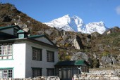 a lodge in Khumjung .jpg