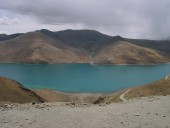 Yamdrok Tso (Turquoise Lake) in Tibet.jpg