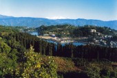 mirik_lake_a.jpg