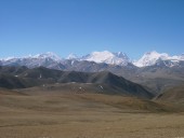 distence view of mountain in tibet.jpg