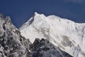 Langtang Lirung from Kyanjing Ri.jpg