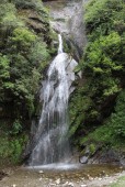 waterfall at Bankar on the way to Namche Bazaar.jpg